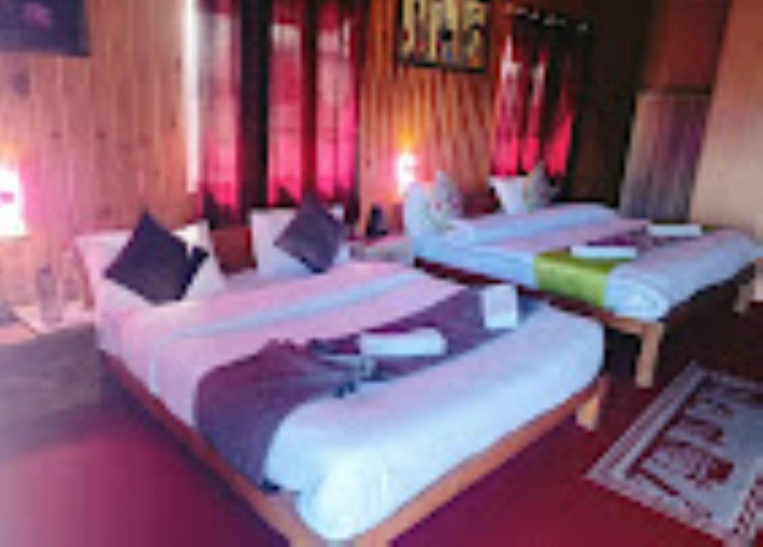 The Village Retreat Resort , Guptkashi Gupta Kāshi Eksteriør billede